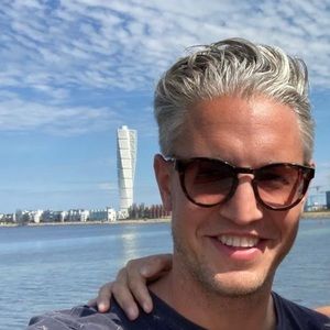 Meet your Posher, Hans